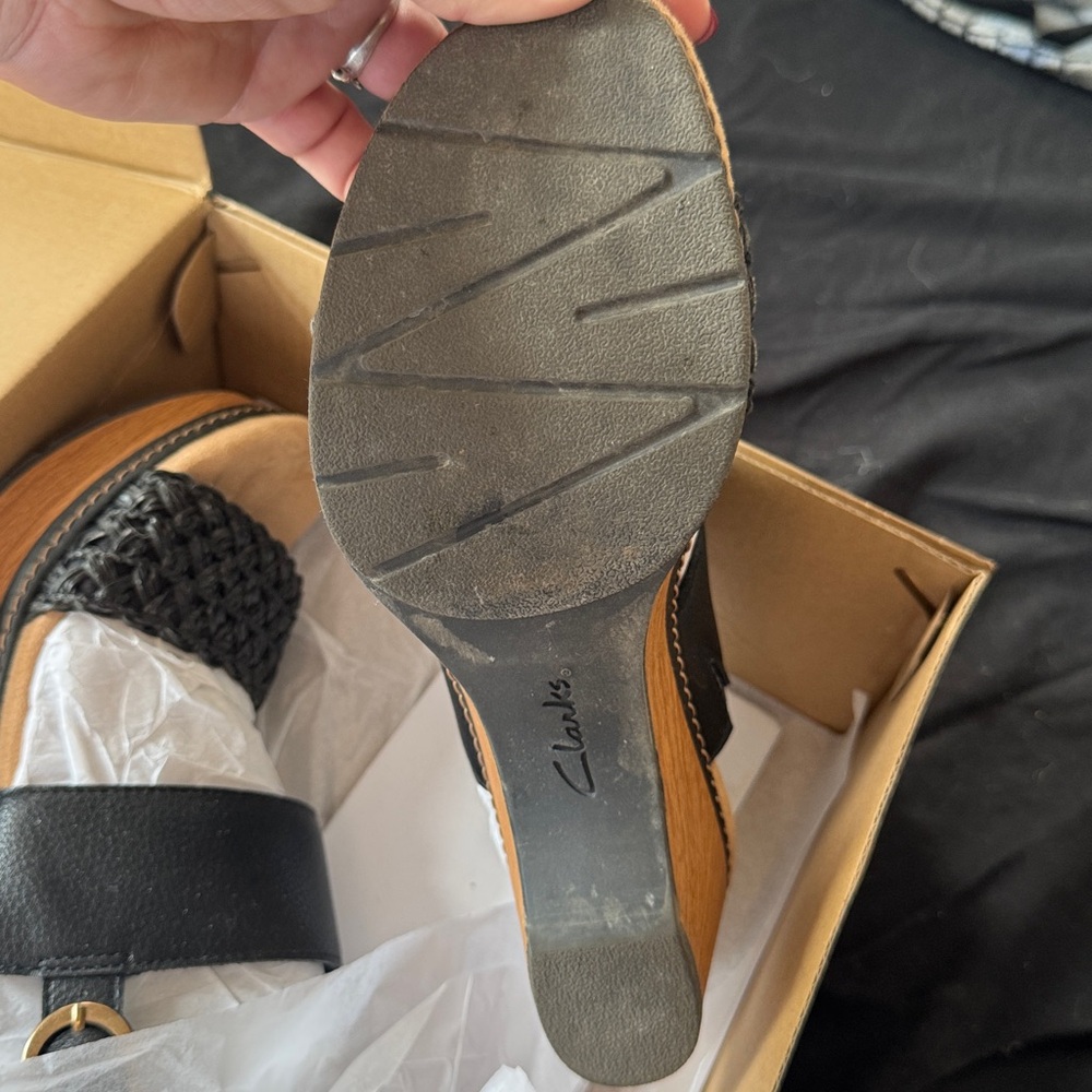 Clarks Black Wedge Sandals - Picture 3 of 5